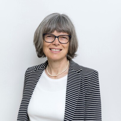 Christine Riedmann